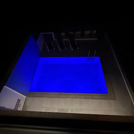 Villa Theo Luxury Napa *