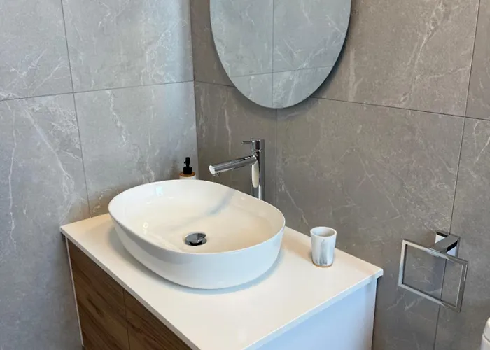 ヴィラ Theo Luxury Napa アヤナパ