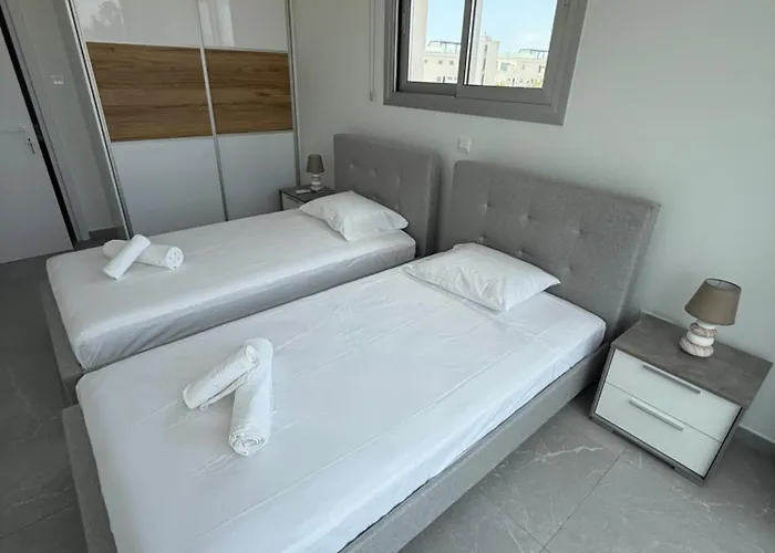 Theo Luxury Napa Vilă Ayia Napa